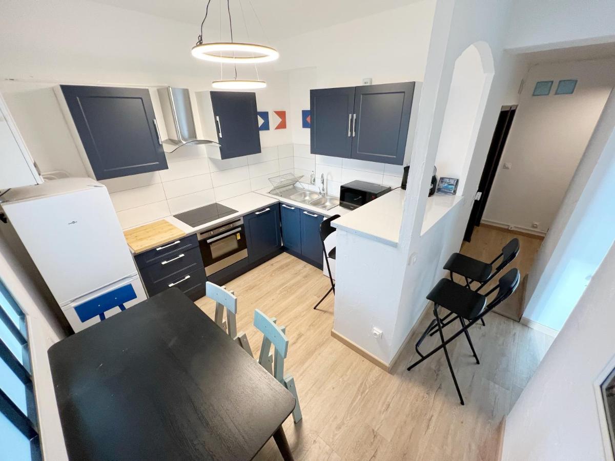 116 Chic & Cosy Grand Appart Moderne 65M2 Hypercentre Wifi Smart Tv Netflix Apartment Saint-Etienne  Exterior photo